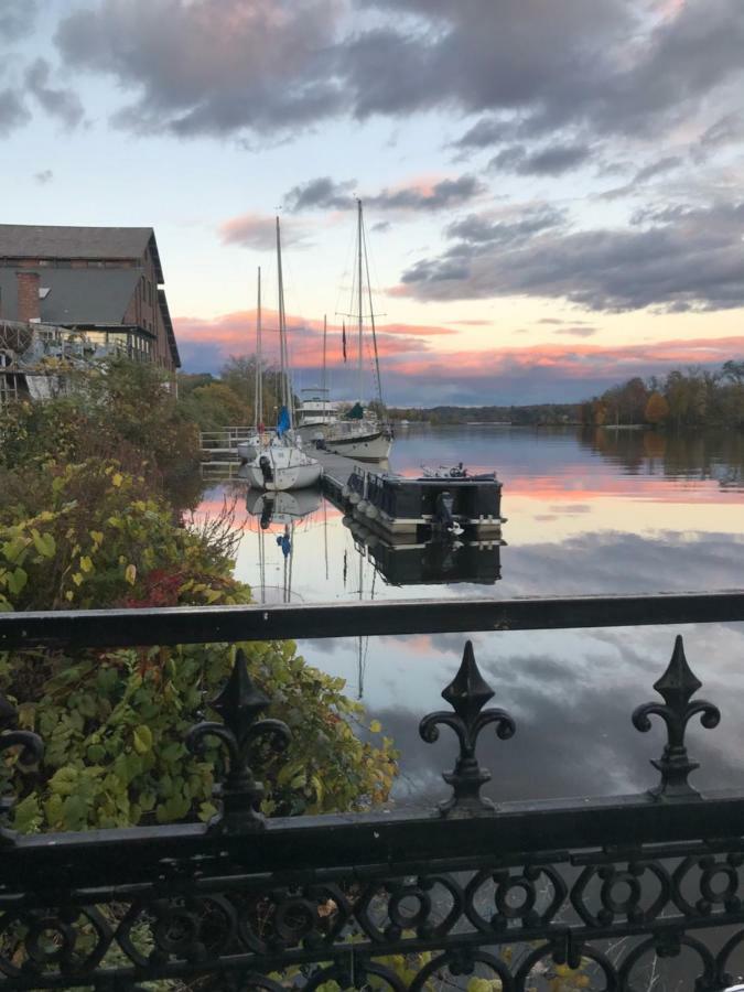 Bel'S Inn Bed And Breakfast Kingston Exteriör bild