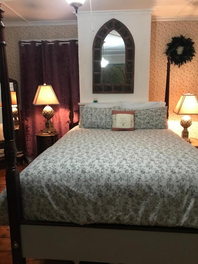 Bel'S Inn Bed And Breakfast Kingston Exteriör bild